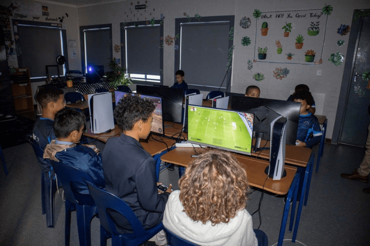 the-synergy-of-esports-and-education:-destigmatising-gaming-and-unleashing-potential